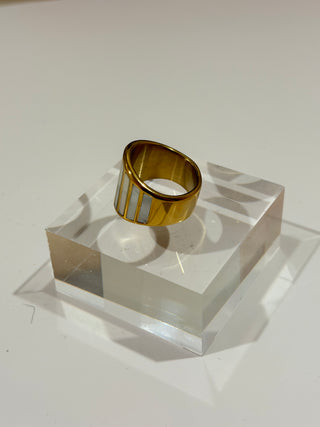 MARBLE TIDE RING