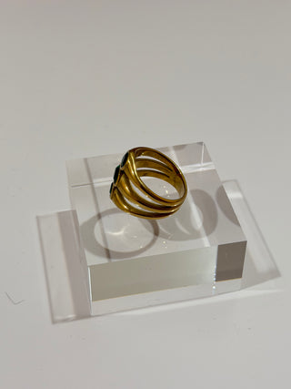 TRIPLE EMERALD RING