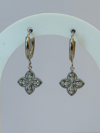 COASTAL CLOVER EARRINGS