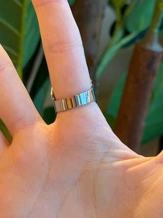 Clasp Ring