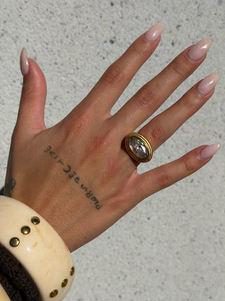 Head Turner Ring
