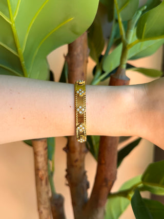 Dalia Bangle