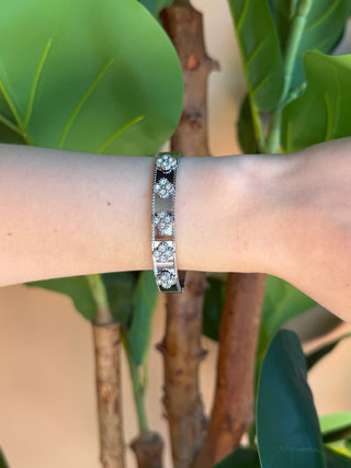 Dalia Bangle